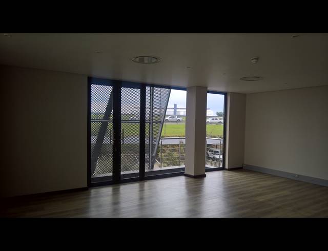 22,095M² WAREHOUSE TO LET IN GLEN MARAIS